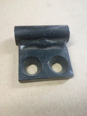 Pièce matériel de récolte - Cueilleur à maïs - CHARNIERE POUR CHASSIS