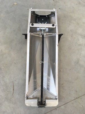 Pièce matériel de récolte - Cueilleur à maïs - CAPOT ALUMINIUM 50 COMPLET