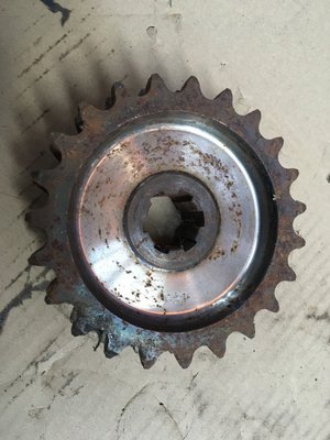 Pièce matériel de récolte - Cueilleur à maïs - PIGNON Z=23 JOHN DEERE, CLAAS MONTANA