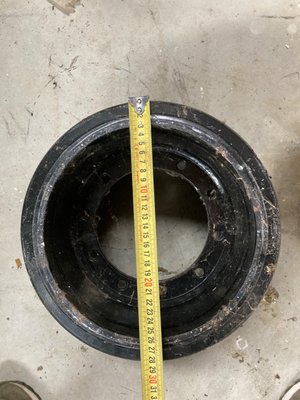 Pièce matériel de récolte - Système de chenilles caoutchouc - GALET CHENILLE 30Q23