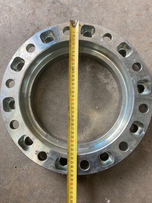 Pièce matériel de récolte - Système de chenilles caoutchouc - ENTRETOISE 10 TROUS