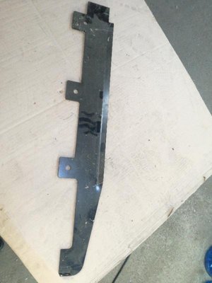 Pièce matériel de récolte - Cueilleur à maïs - PLAQUE CUEILLEUSE EPANOUILLEUSE FIXE GAUCHE