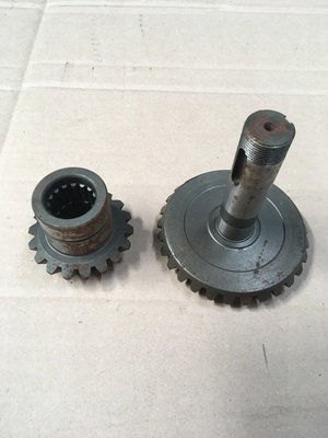 Pièce matériel de récolte - Cueilleur à maïs - COUPLE CONIQUE Z18/29