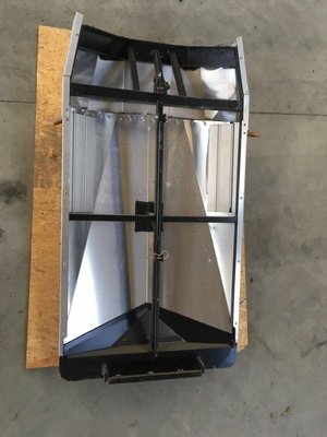 Pièce matériel de récolte - Cueilleur à maïs - CAPOT CENTRAL ALU PREMIERE GENERATION 75 cm