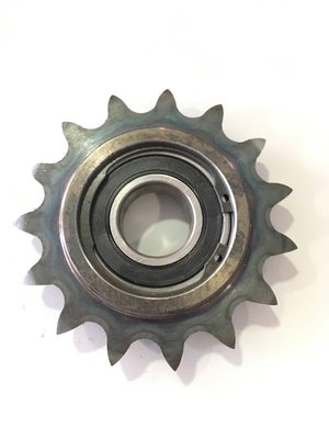 Pièce matériel de récolte - Cueilleur à maïs - PIGNON TENDEUR DE CHAINE D'ENTRAINEMENT DE VIS SANS FIN