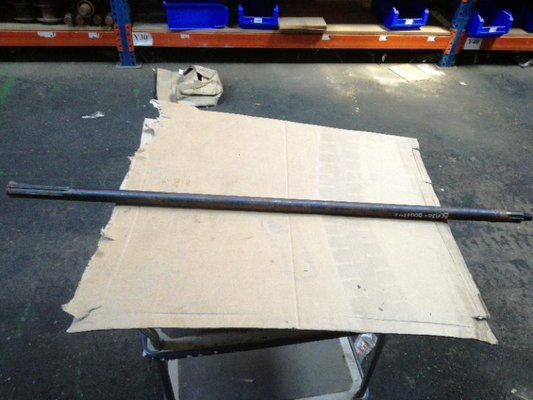 Pièce matériel de récolte - Cueilleur à maïs - ARBRE 8F 75 L 140 CM