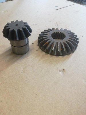 Pièce matériel de récolte - Cueilleur à maïs - COUPLE CONIQUE CEN Z=12/24 M=4