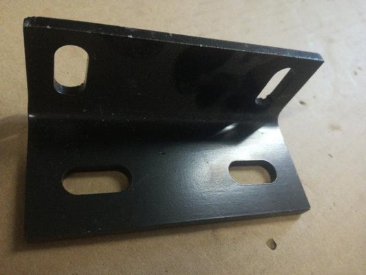 Pièce matériel de récolte - Cueilleur à maïs - SUPPORT CAPUCHON LATERAL