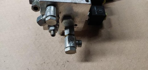 Pièce matériel de récolte - Cueilleur à maïs - BLOC ELECTRO HYDRAULIQUE