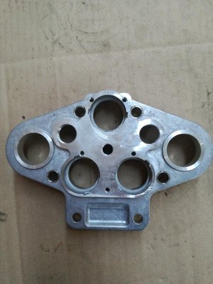 Pièce matériel de récolte - Cueilleur à maïs - MAIN HYDRAULIQUE CLAAS UNIVERSELLE 400 500 600...