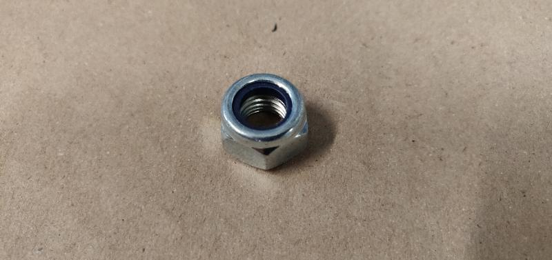 Pièce matériel de récolte - Cueilleur à maïs - ECROU NYLSTOP M 12