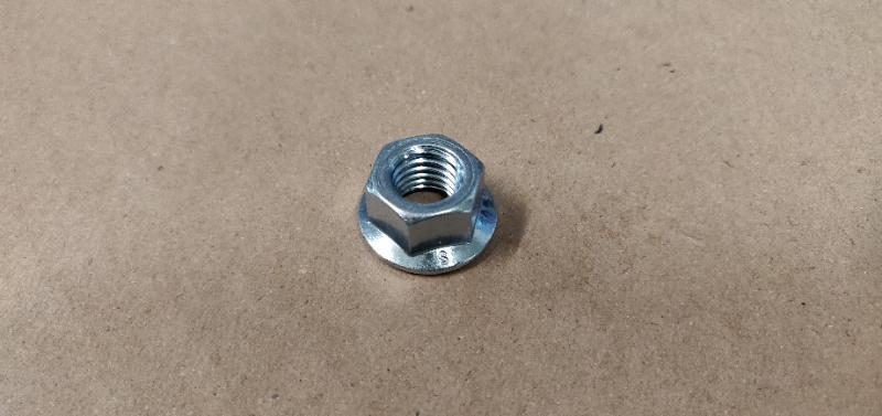 Pièce matériel de récolte - Cueilleur à maïs - ECROU M 12