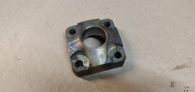 Pièce matériel de récolte - Cueilleur à maïs - CARRE ENTRAINEMENT