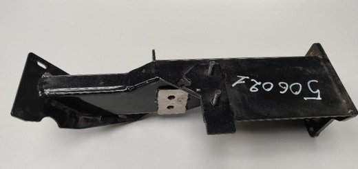 Pièce matériel de récolte - Cueilleur à maïs - CHASSIS AVANT DROIT