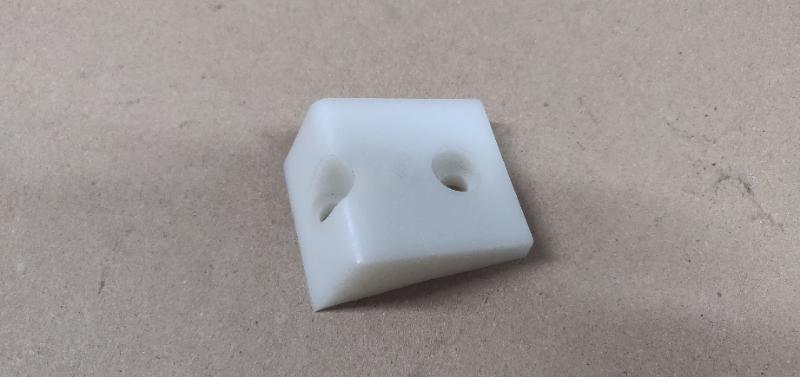 Pièce matériel de récolte - Cueilleur à maïs - DOIGT PLASTIQUE TOURNESOL GERINGHOFF (501749 / 501919)