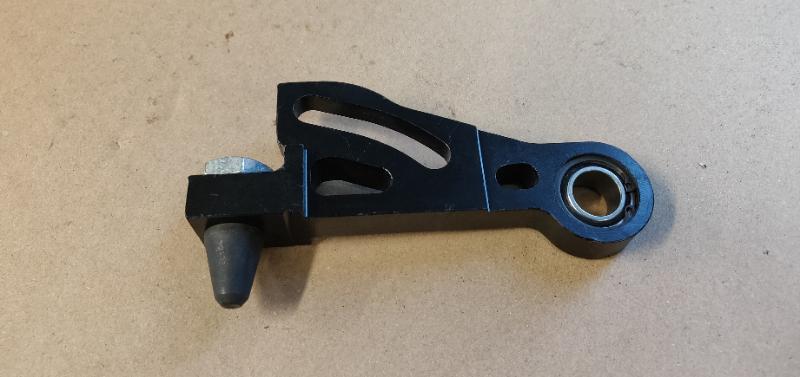 Pièce matériel de récolte - Cueilleur à maïs - VERROU DE COUPE COMPLET DROIT