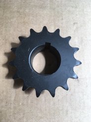 Pièce matériel de récolte - Récolteuse de haricots - Pignon entraînement batteur 15Z 60/1 F40 CH5/16 DMII