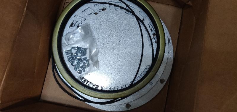 Pièce matériel de récolte - Système de chenilles caoutchouc - KIT CONVERSION HUILE GRAISSE